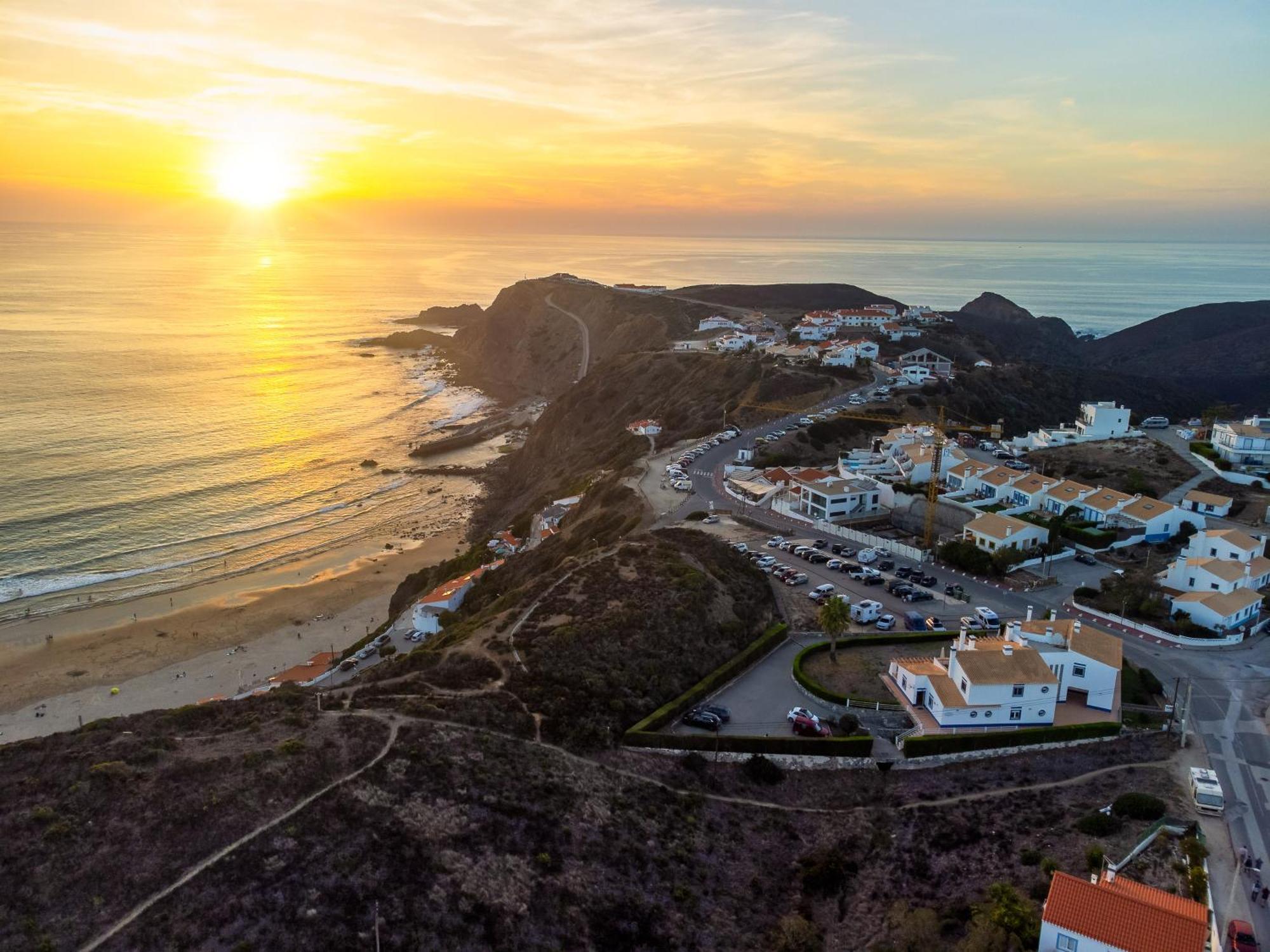 Sweet Home Arrifana // Beachhouse Praia da Arrifana Exterior foto